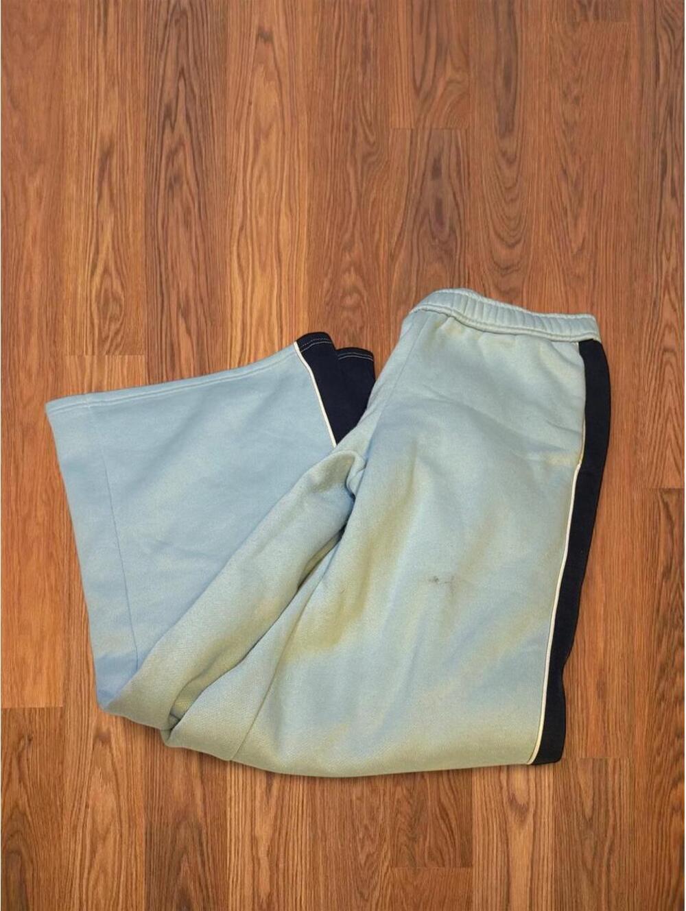 Edikted Women’s Light Blue Athletic Sweatpants - Size S